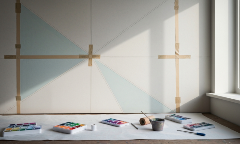 Wand mit Dreiecken streichen: Die ultimative DIY-Anleitung
